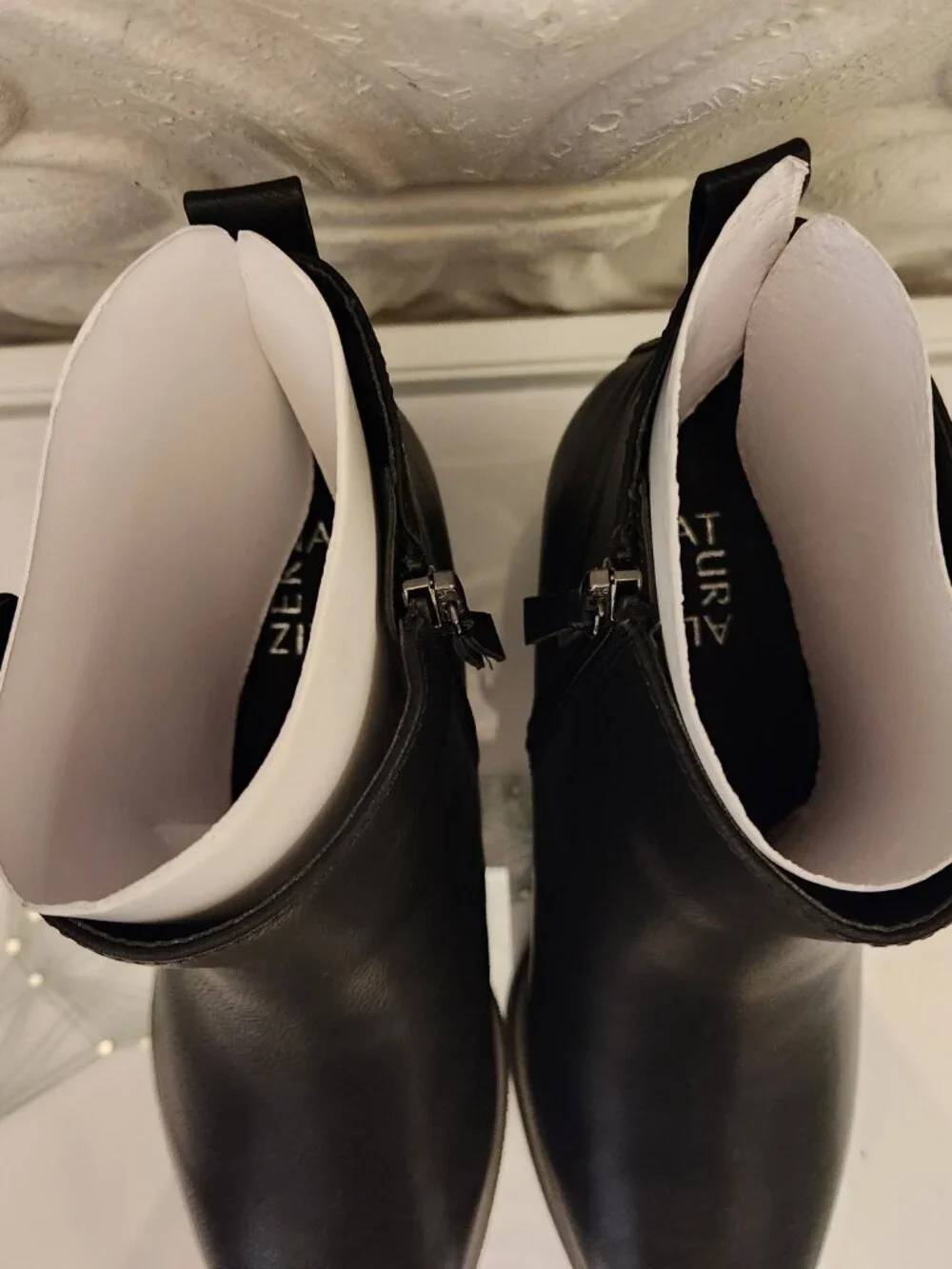 Naturalizer Black Leather 